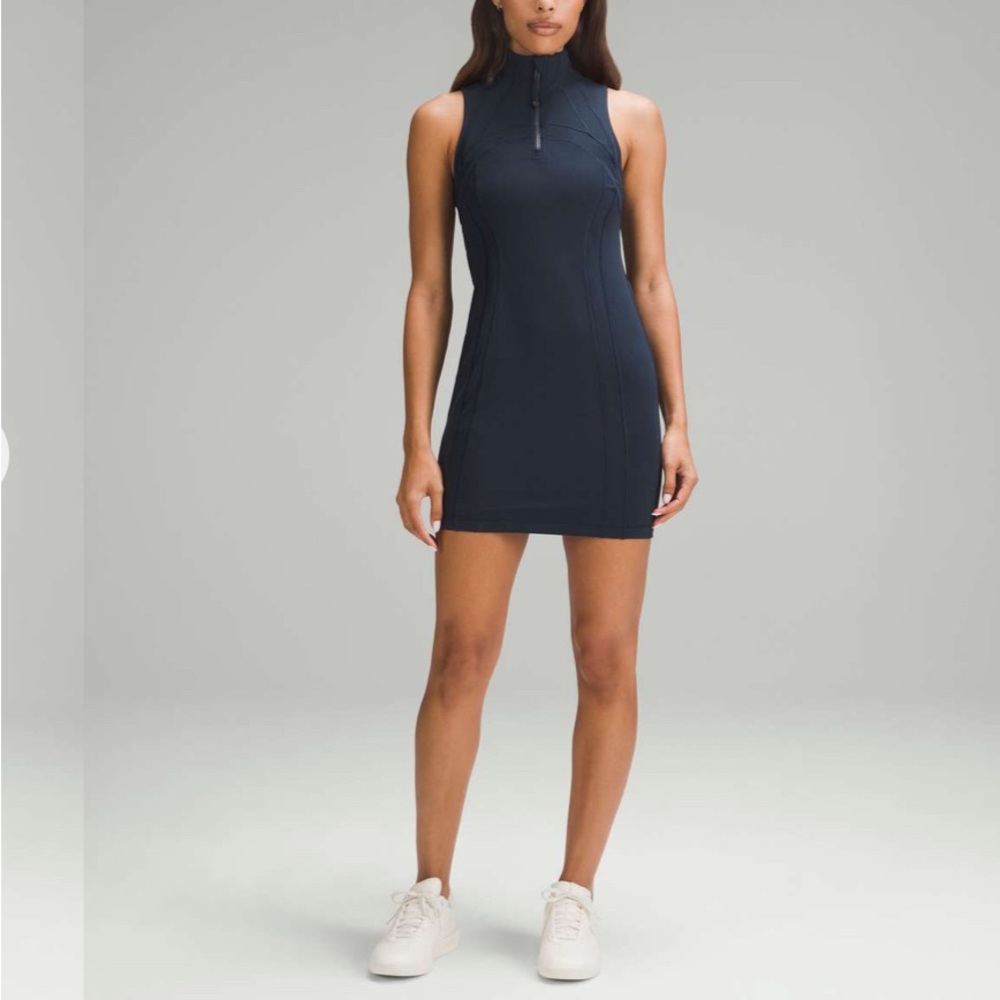 NWT Lululemon Define Sleeveless Dress
True Navy size 4